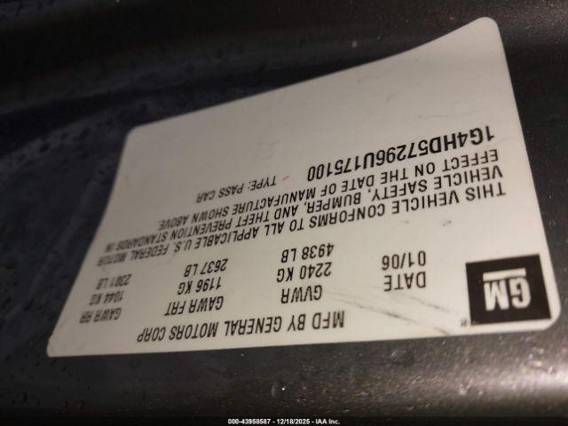 Buick Lucerne Cxl Image 11