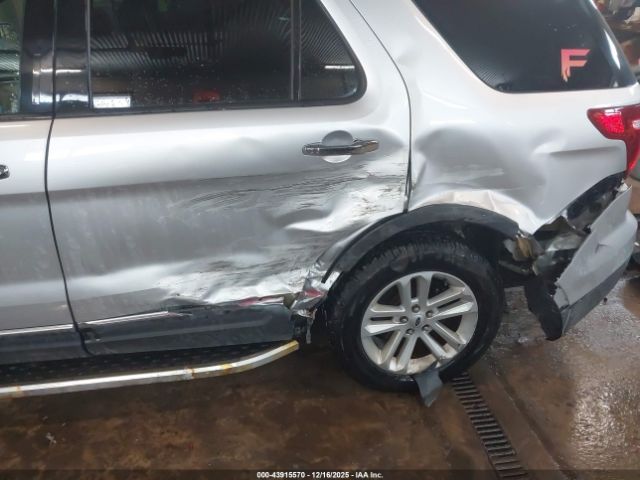 Ford Explorer Xlt Image 14