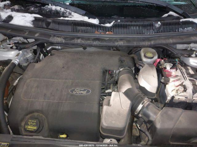 Ford Explorer Xlt Image 15