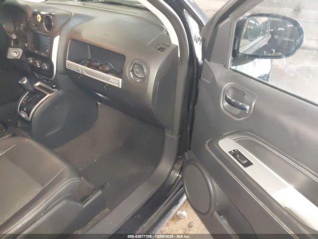 Jeep Compass Latitude Image 9