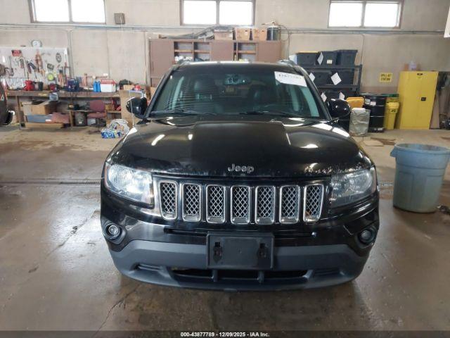 Jeep Compass Latitude Image 10