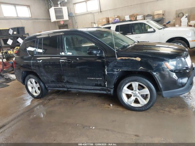 Jeep Compass Latitude Image 12