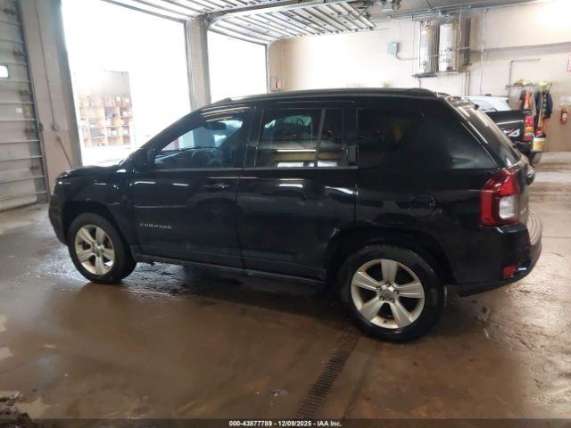 Jeep Compass Latitude Image 13