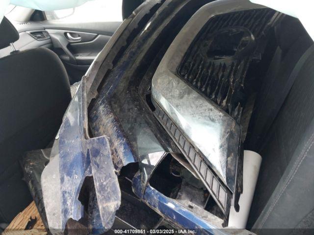 Nissan Rogue S Image 16