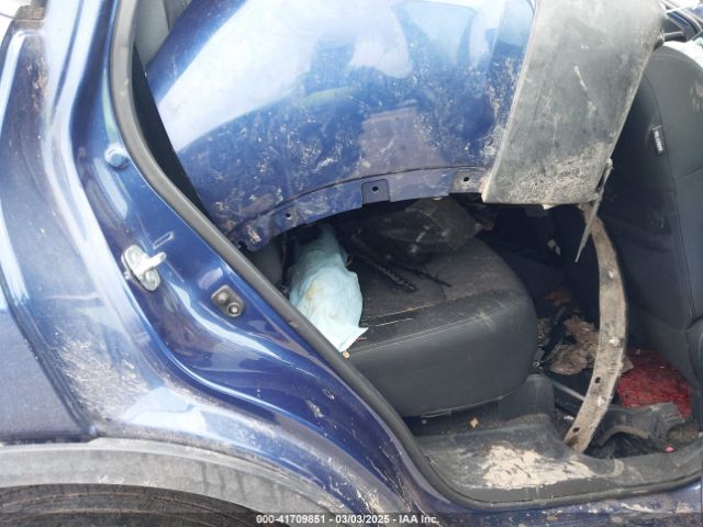 Nissan Rogue S Image 8