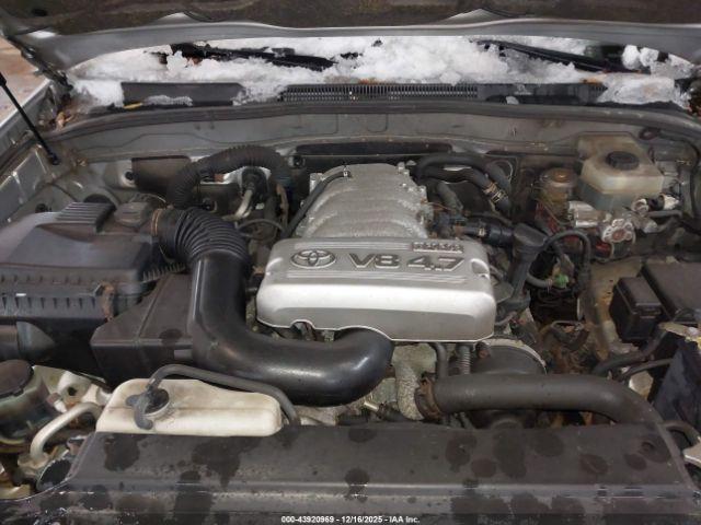 Toyota 4Runner Limited V8 Image 8