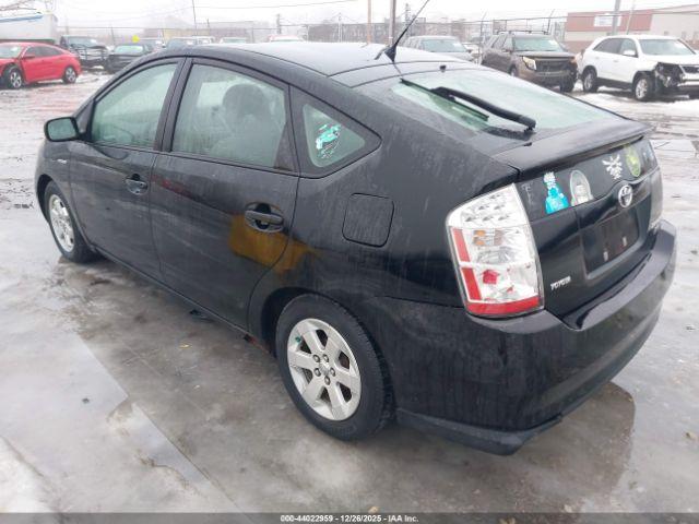 Toyota Prius Image 2