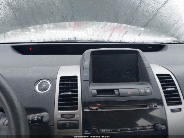 Toyota Prius Image 10