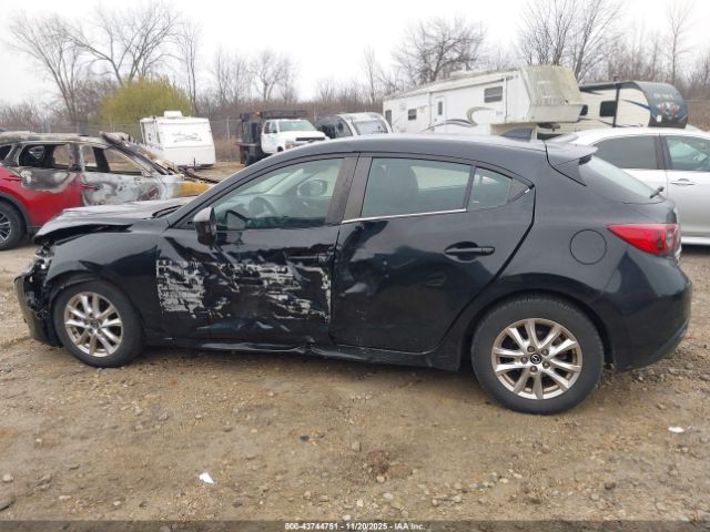 Mazda Mazda3 I Touring Image 16