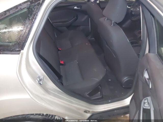 Ford Focus Se Image 7