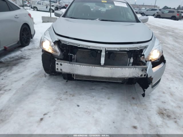 Nissan Altima 2.5 S Image 14