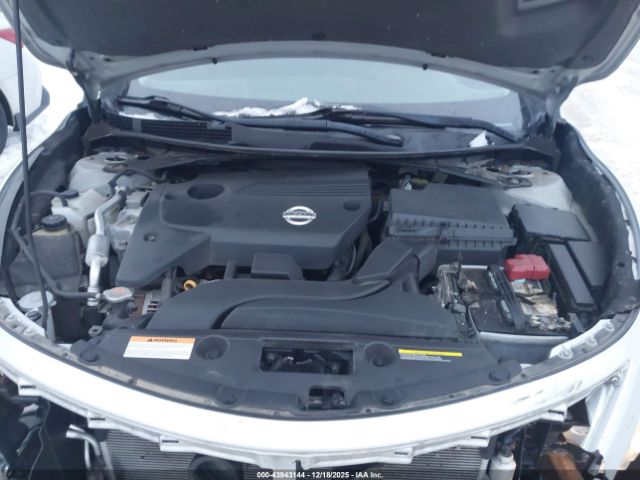 Nissan Altima 2.5 S Image 5