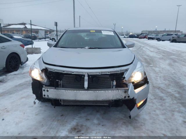 Nissan Altima 2.5 S Image 7