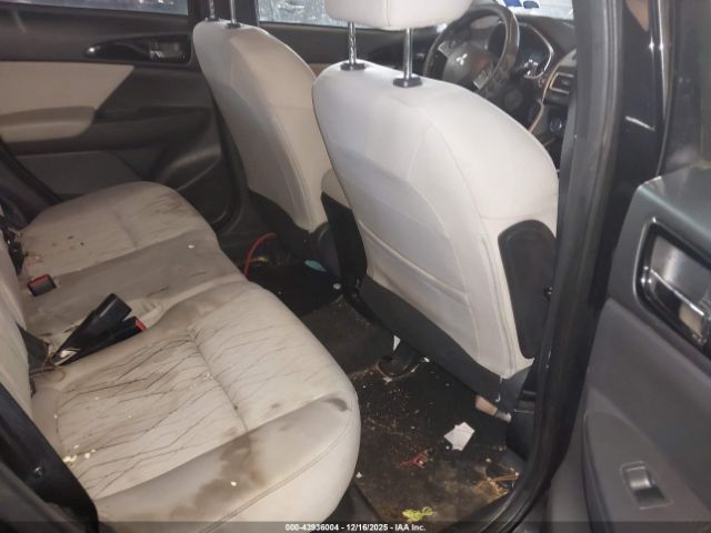 Mitsubishi Eclipse Se Image 10