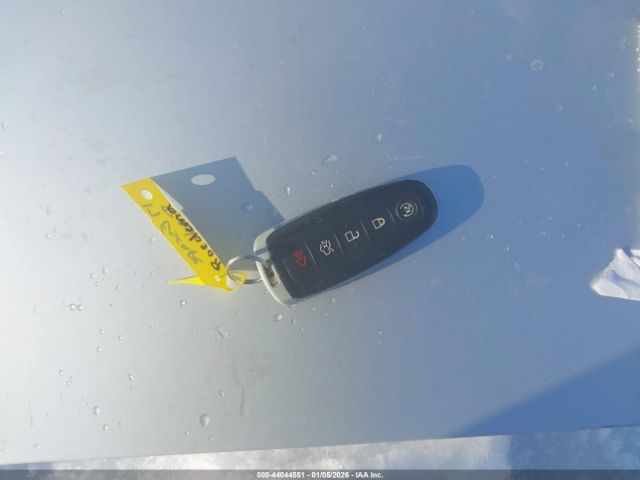 Ford Escape Titanium Image 20