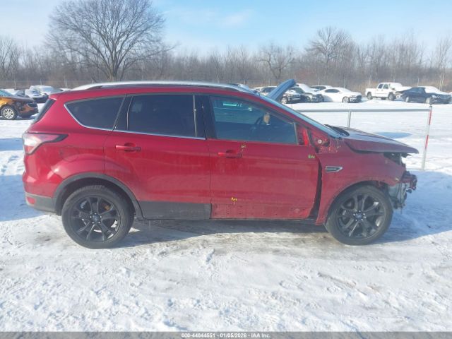 Ford Escape Titanium Image 17