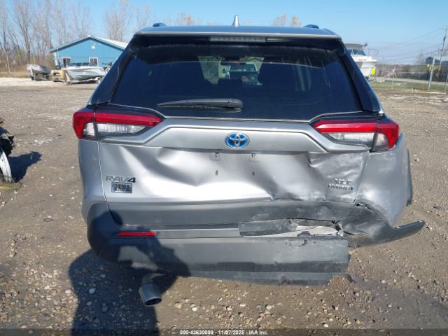 Toyota RAV4 Xle Image 15