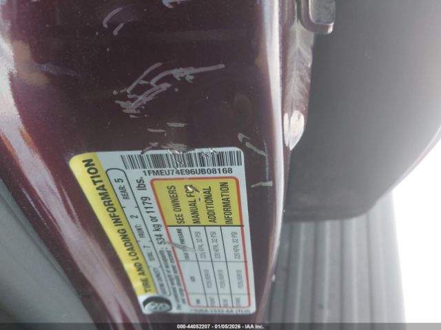 Ford Explorer Eddie Bauer Image 5