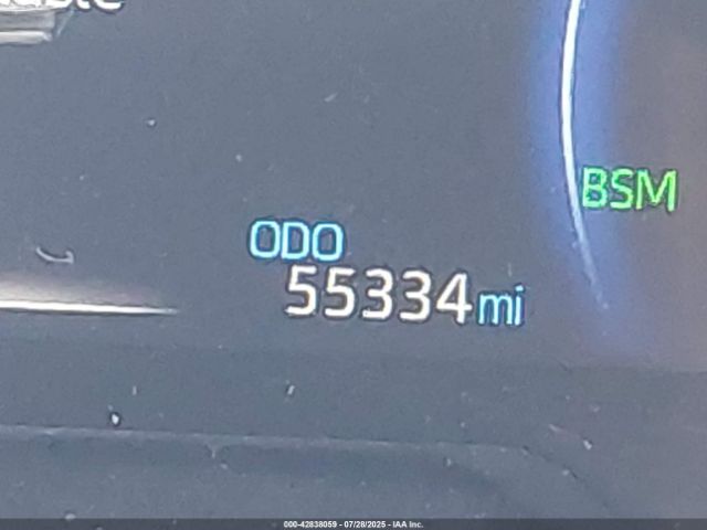 Toyota RAV4 Xse Image 2