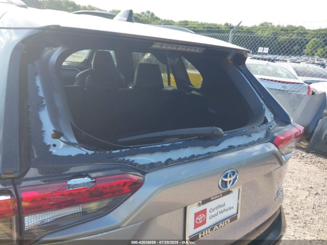 Toyota RAV4 Xse Image 19