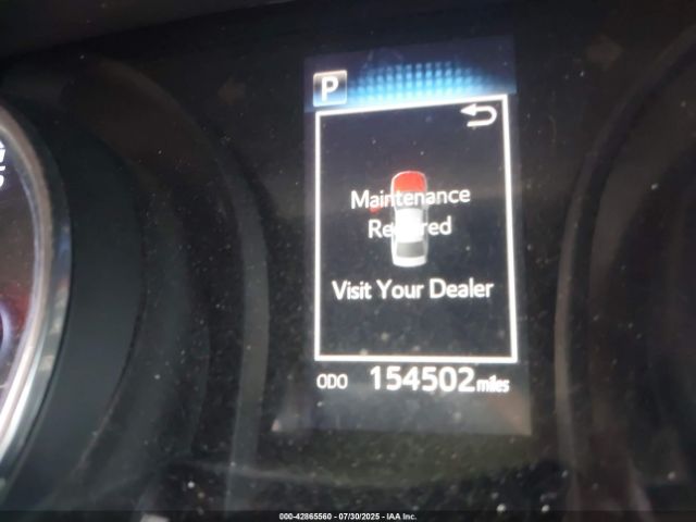 Toyota Camry Le Image 5