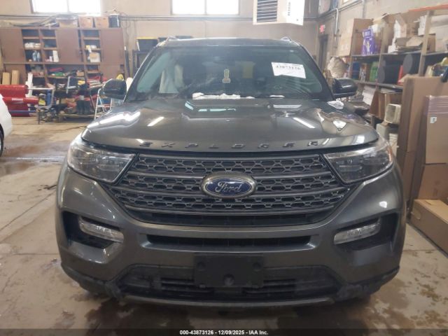 Ford Explorer Xlt Image 7