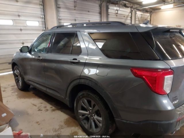 Ford Explorer Xlt Image 12