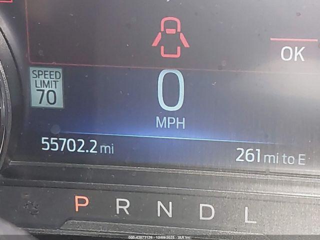 Ford Explorer Xlt Image 10