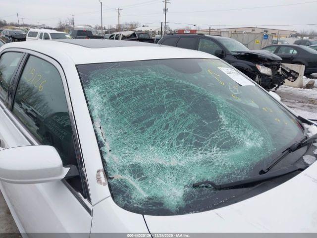 Chrysler 300 300s Image 2