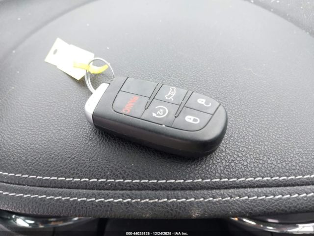 Chrysler 300 300s Image 14