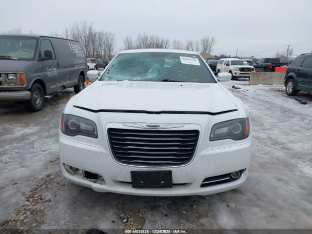 Chrysler 300 300s Image 15