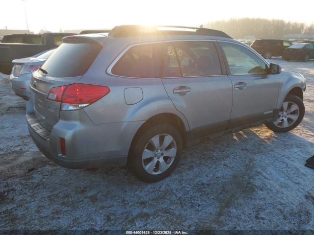 Subaru Outback 2.5i Premium Image 2