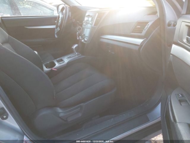 Subaru Outback 2.5i Premium Image 7