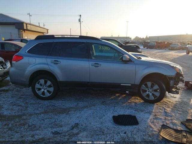 Subaru Outback 2.5i Premium Image 8