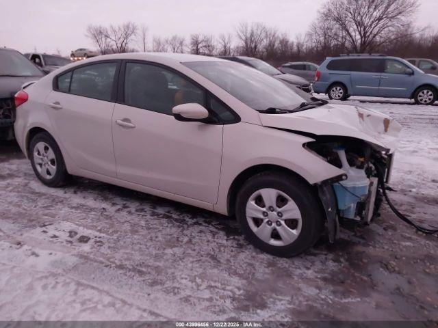  Salvage Kia Forte