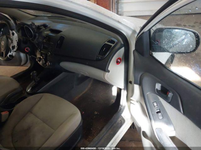 Kia Forte Ex Image 10