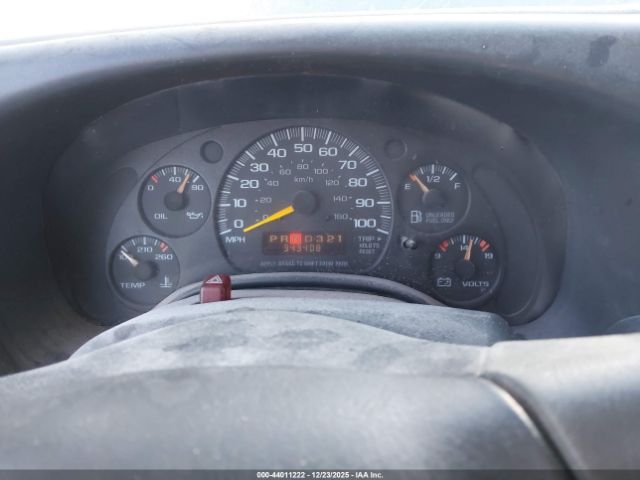 Chevrolet Chevy Van G2500 Image 7