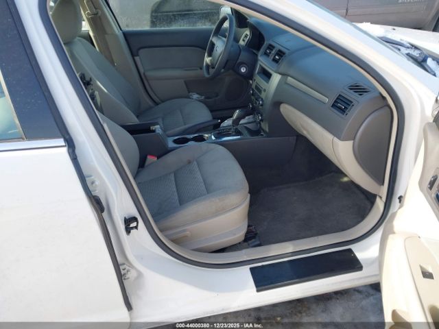 Ford Fusion Se Image 8