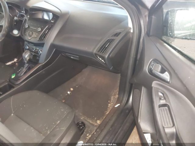 Ford Focus Se Image 2