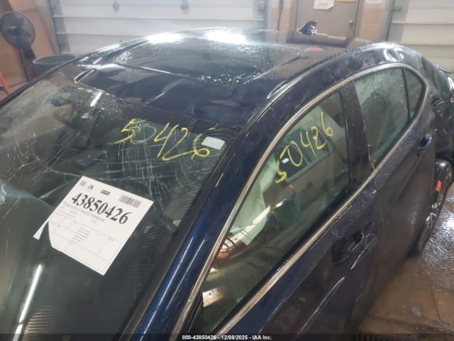 Acura TLX V6 Tech Image 6