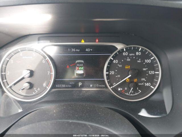 Nissan Rogue S Intelligent Awd Image 8