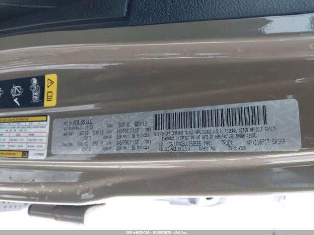 Jeep Gladiator Sport S 4x4 Image 9