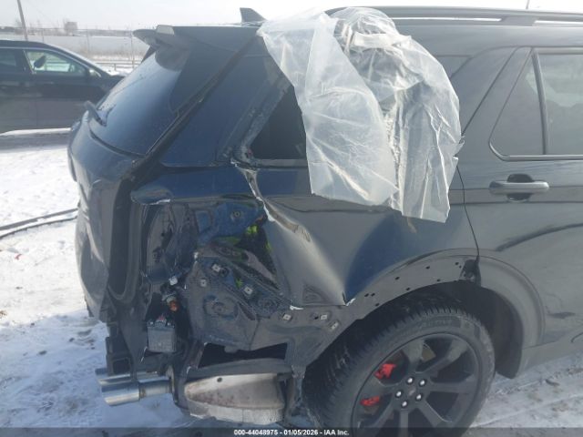 Ford Explorer St Image 3