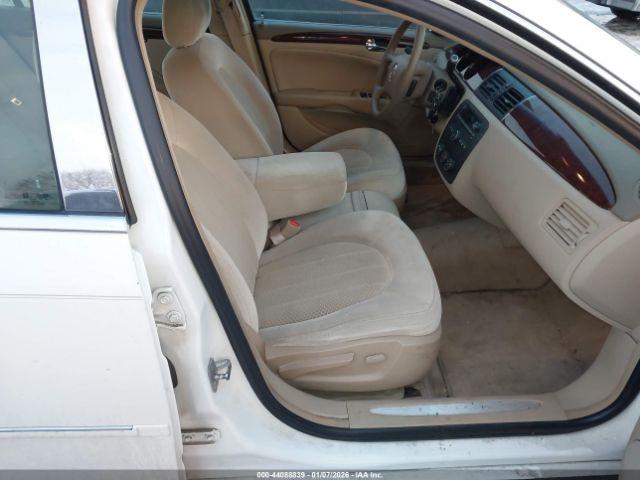 Buick Lucerne Cx Image 2