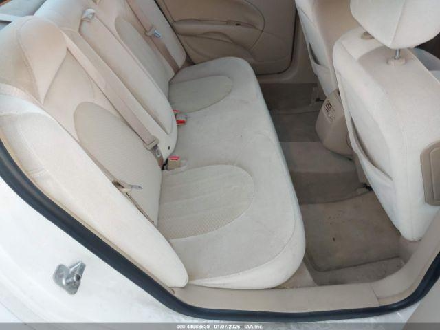 Buick Lucerne Cx Image 7