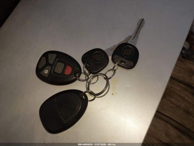 Buick Lucerne Cx Image 10