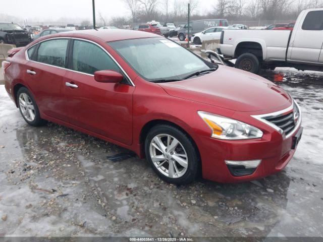  Salvage Nissan Altima