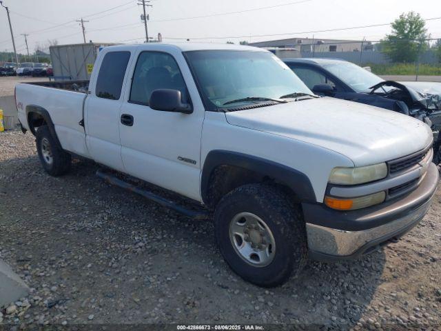  Salvage Chevrolet Silverado 2500