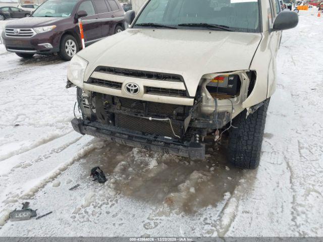 Toyota 4Runner Sr5 V6 Image 9
