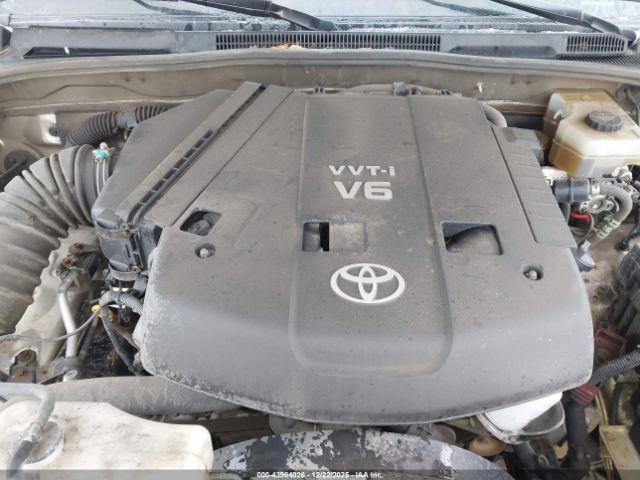 Toyota 4Runner Sr5 V6 Image 4